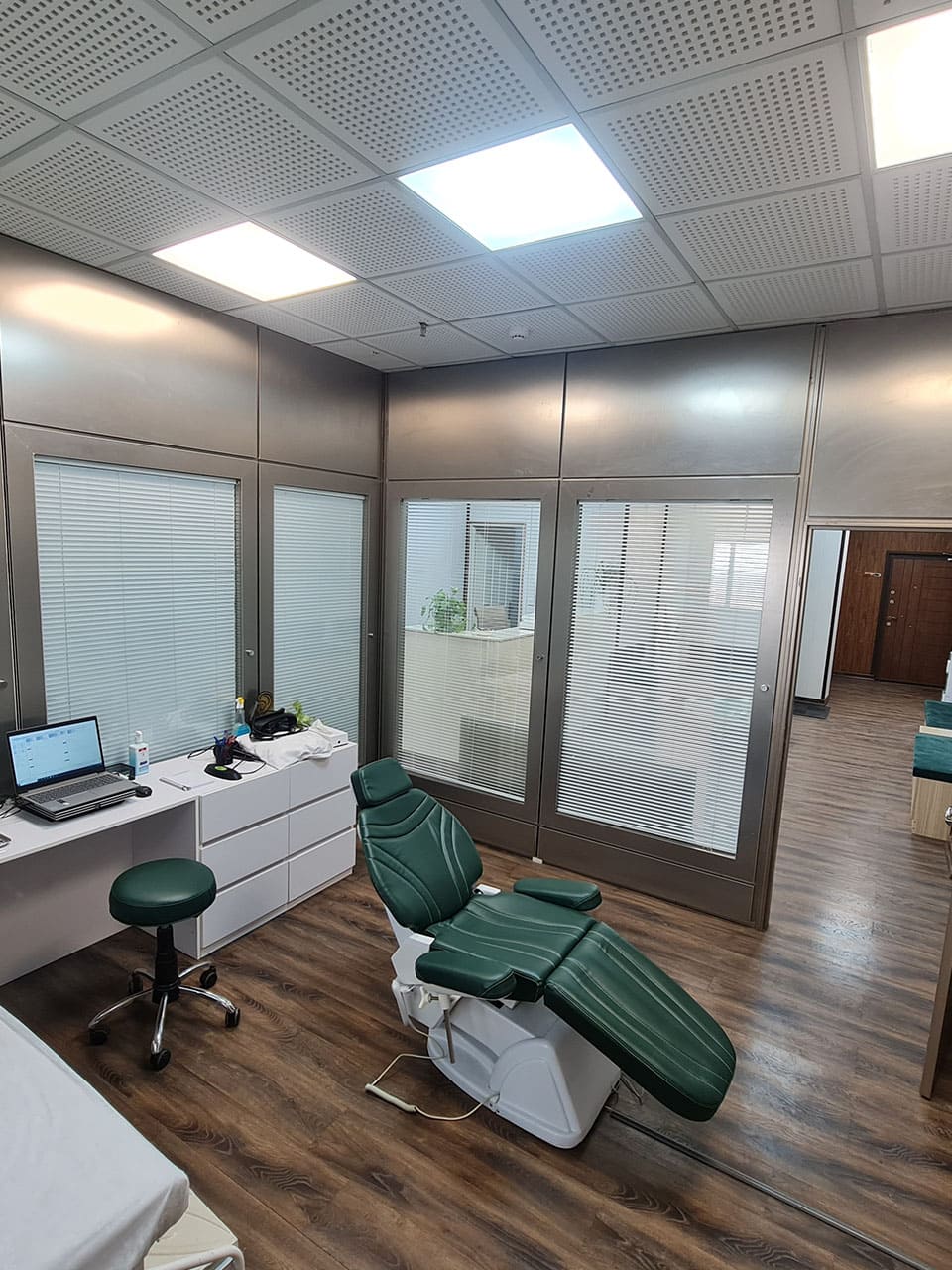 کلینیک شنوایی و سمعک ایران